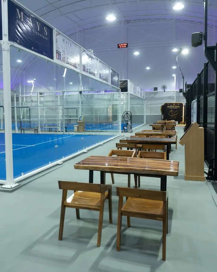 Courtside tables